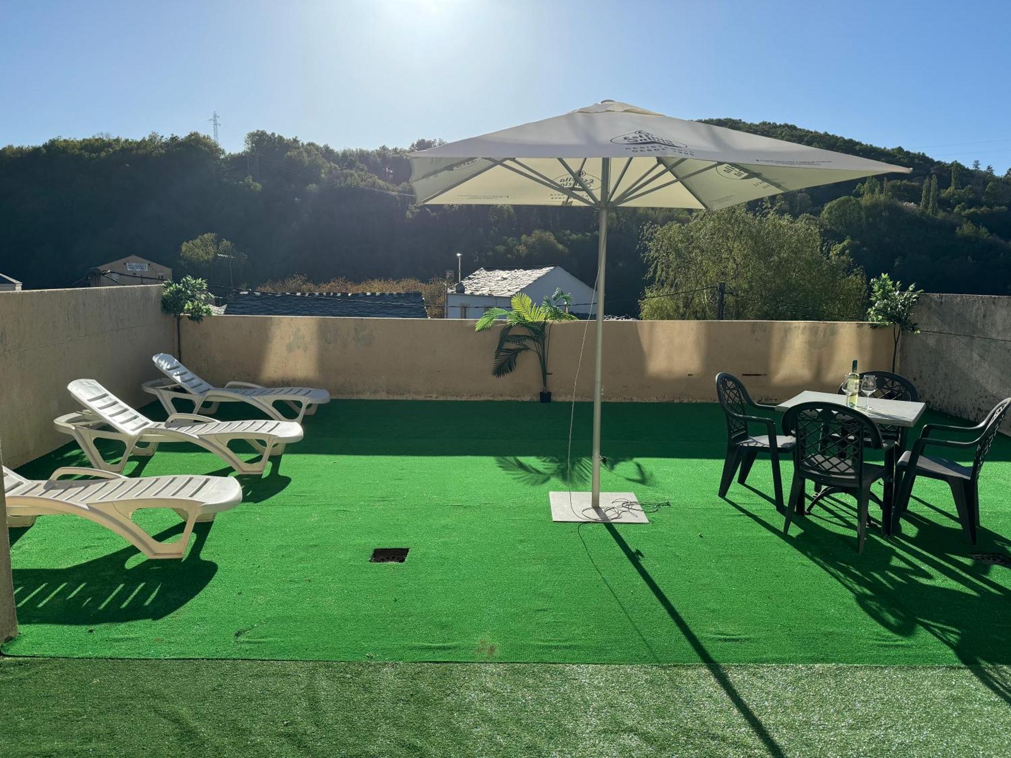 Апартаменты Triacastela Sunset Terrace Экстерьер фото